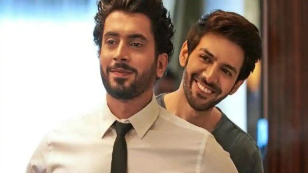 Sonu Ke Titu Ki Sweety co-stars Kartik Aaryan, Sunny Singh reunite ...