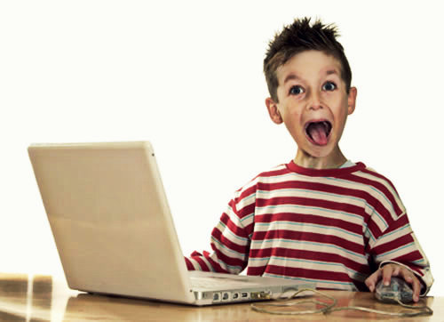 kid-on-computer-2